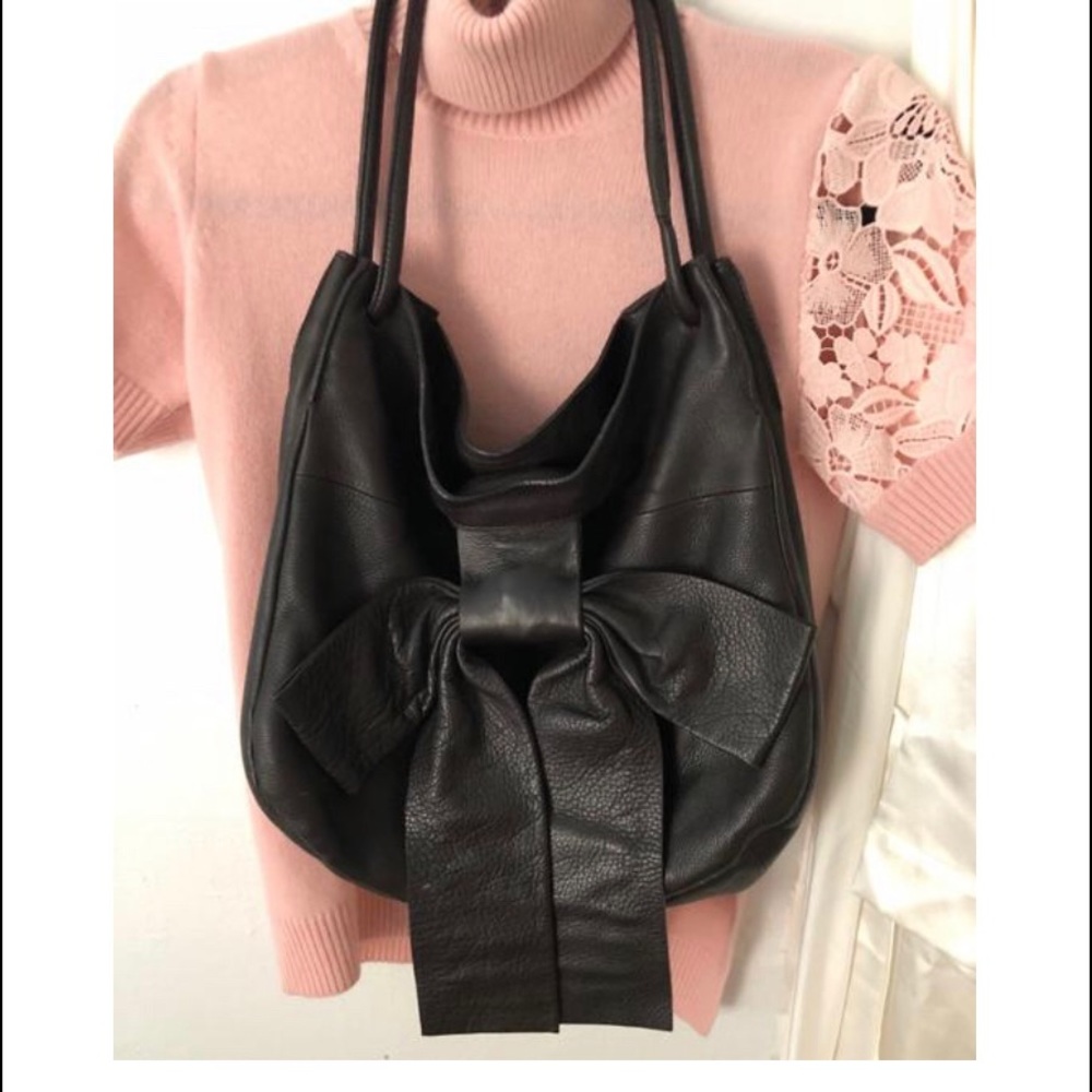 Salvatore Ferragamo
XL Brown Leather Hobo Bag